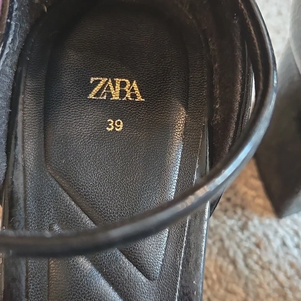 Zara Mary Janes - Picture 2 of 6